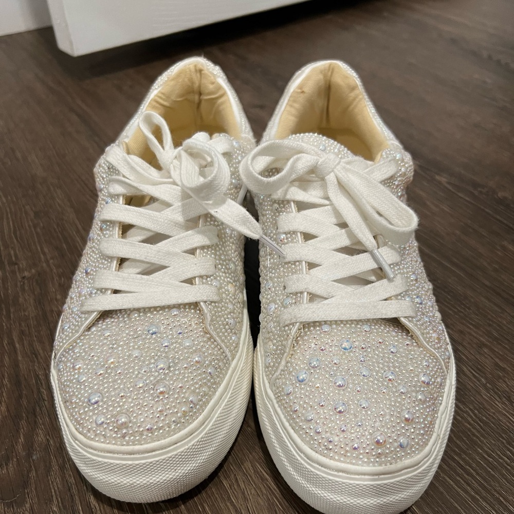 Betsey Johnson Suton Highwall Bling Platform Sneaker